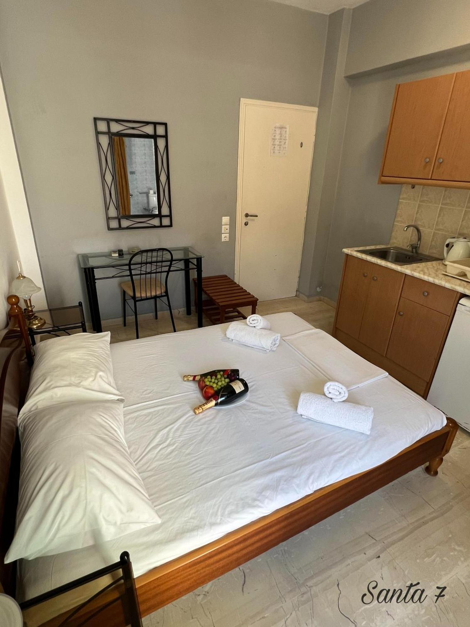 Santa Magia Hotell Kamári Exteriör bild