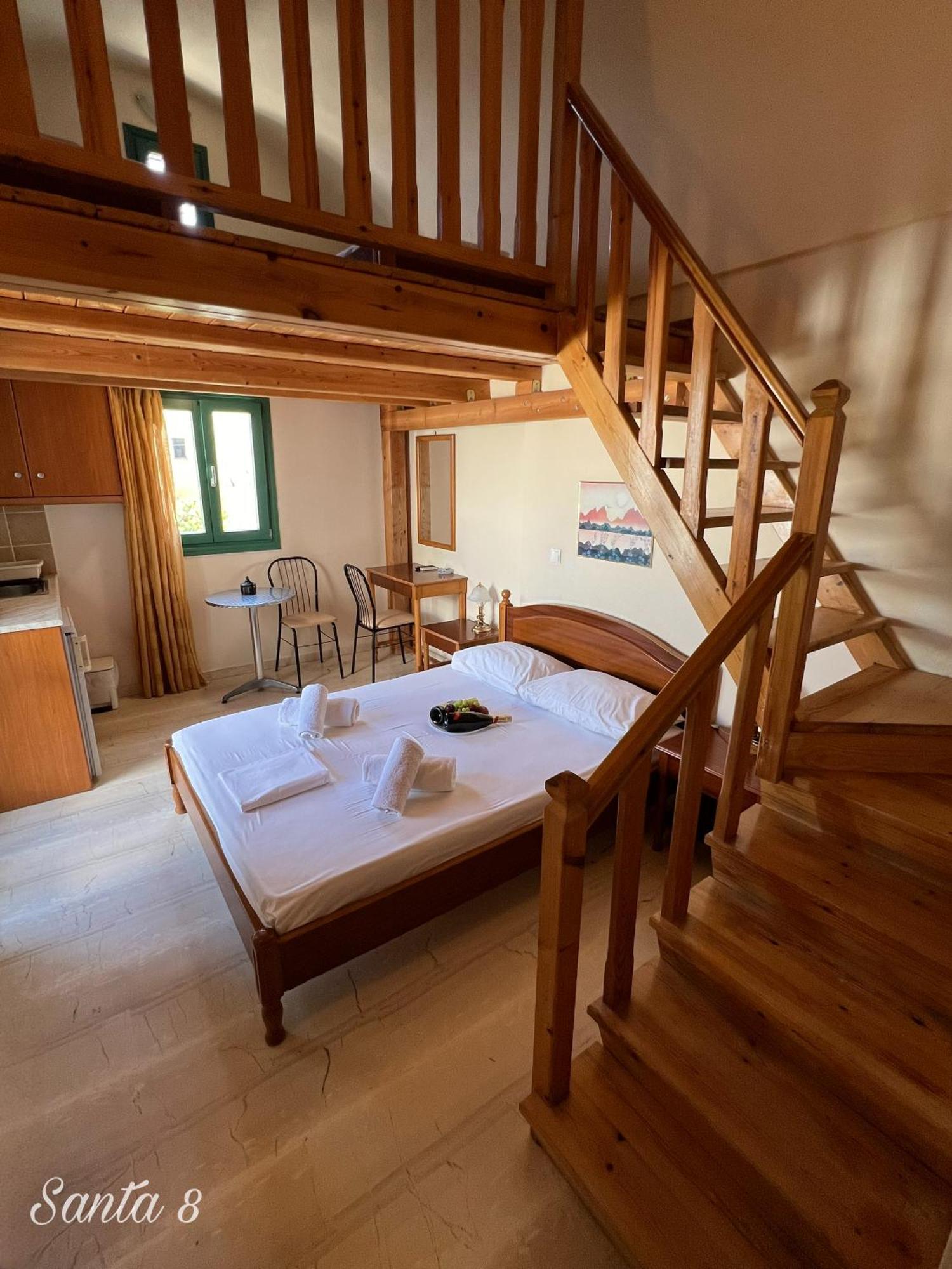Santa Magia Hotell Kamári Exteriör bild