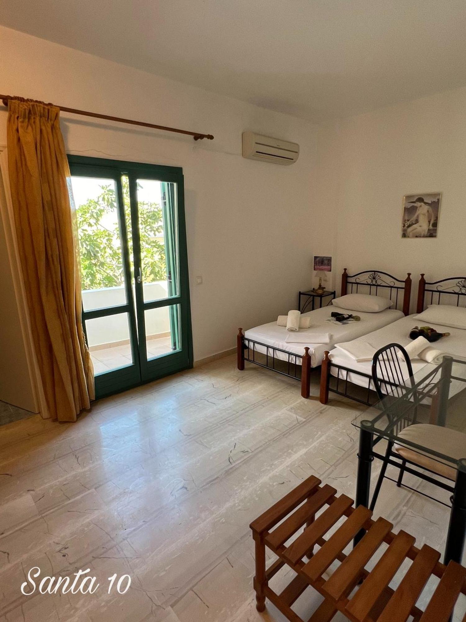 Santa Magia Hotell Kamári Exteriör bild