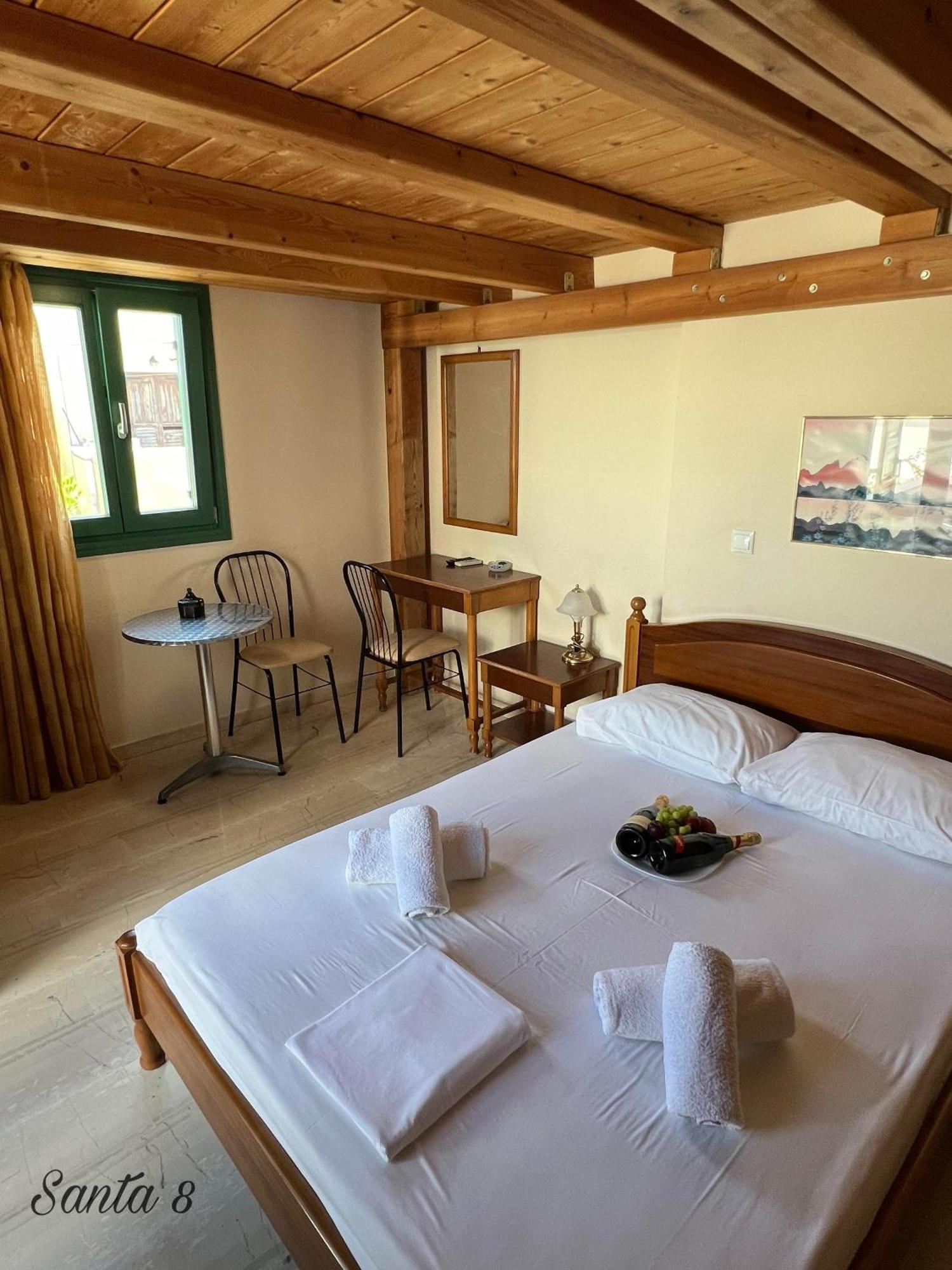 Santa Magia Hotell Kamári Exteriör bild